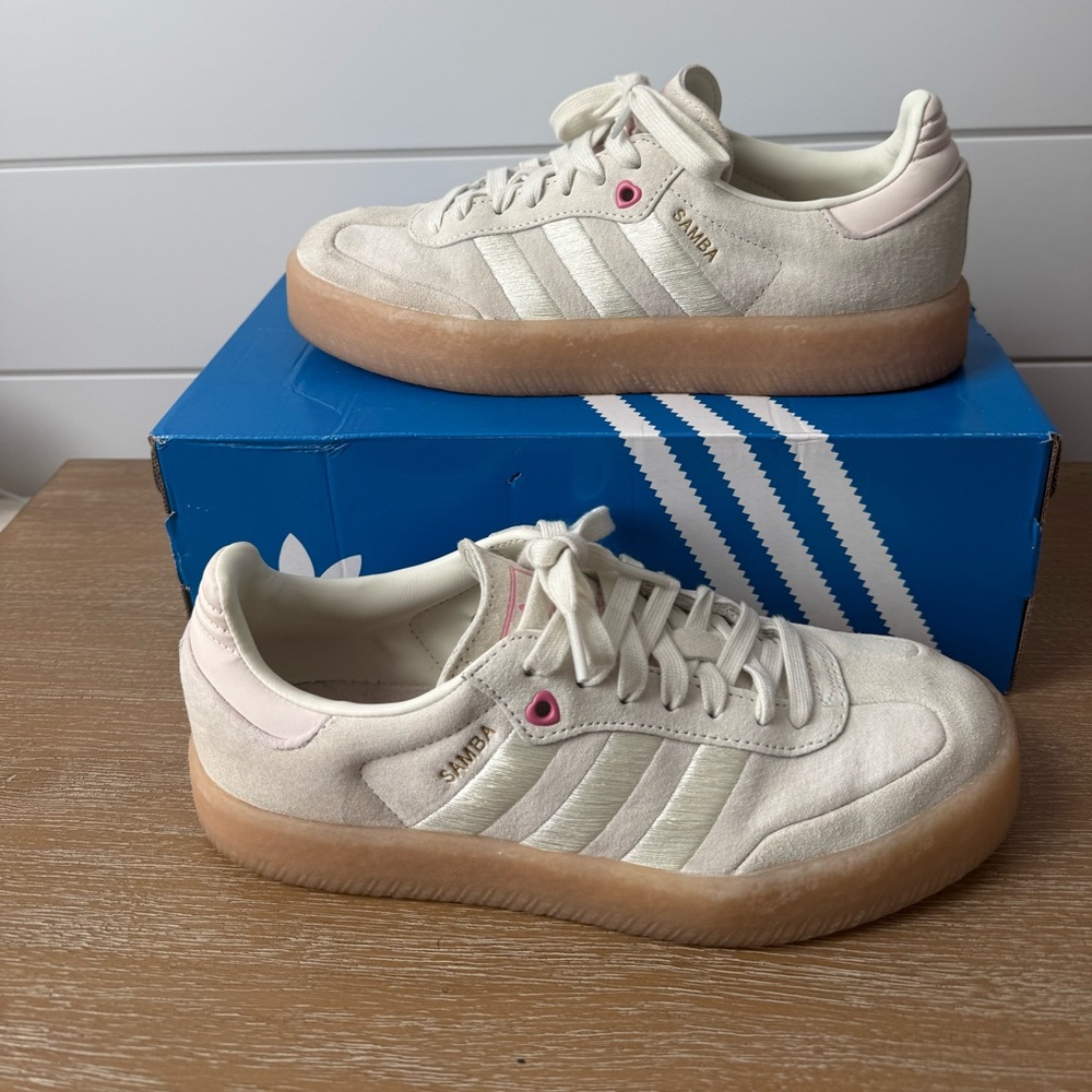 Adidas Originals Valentine's Day Sambae Pink! - Picture 2 of 15